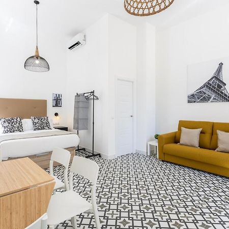 Holidays2Malaga Picasuss Loft New Built Close Huelin Beach And Promenade Exterior foto
