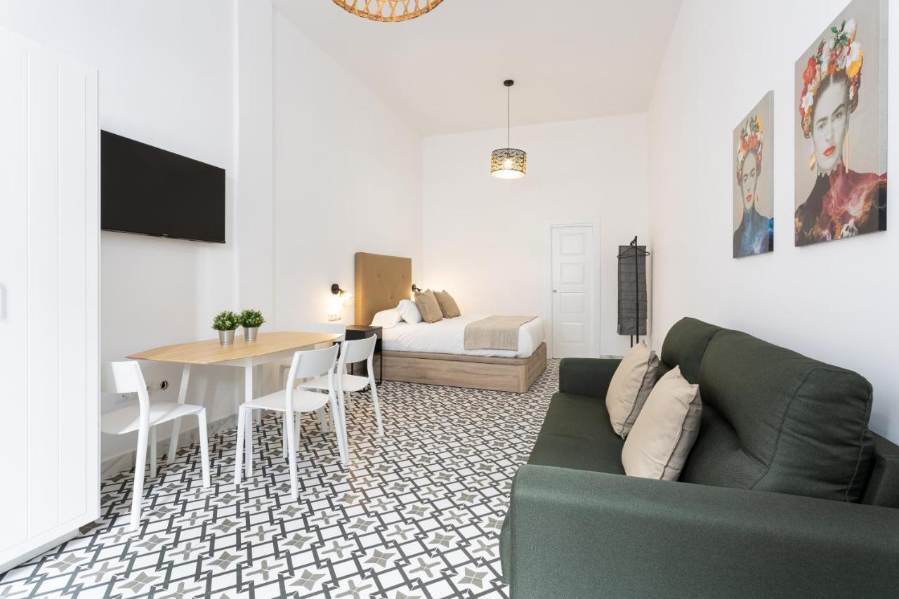 Holidays2Malaga Picasuss Loft New Built Close Huelin Beach And Promenade Exterior foto