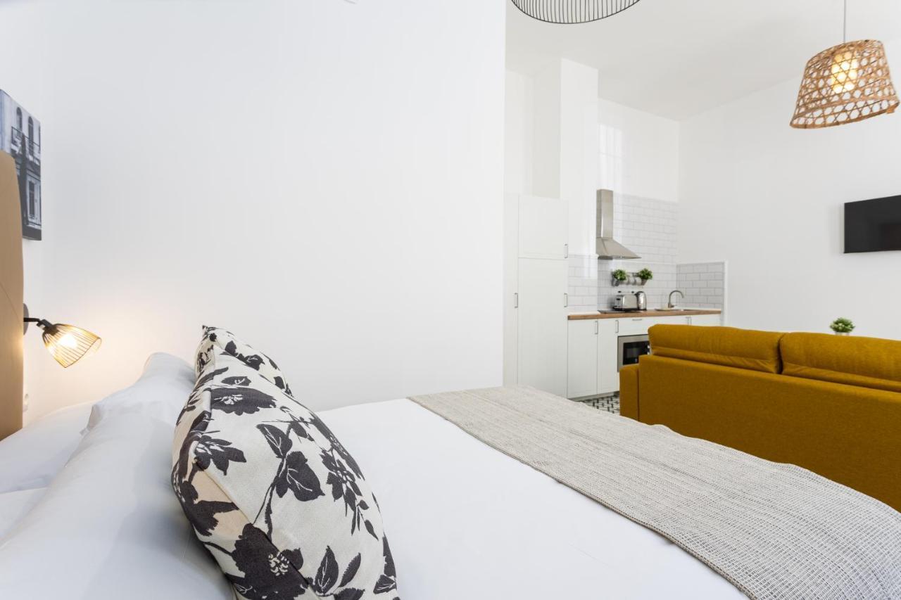Holidays2Malaga Picasuss Loft New Built Close Huelin Beach And Promenade Exterior foto