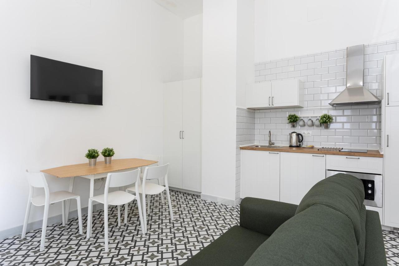 Holidays2Malaga Picasuss Loft New Built Close Huelin Beach And Promenade Exterior foto